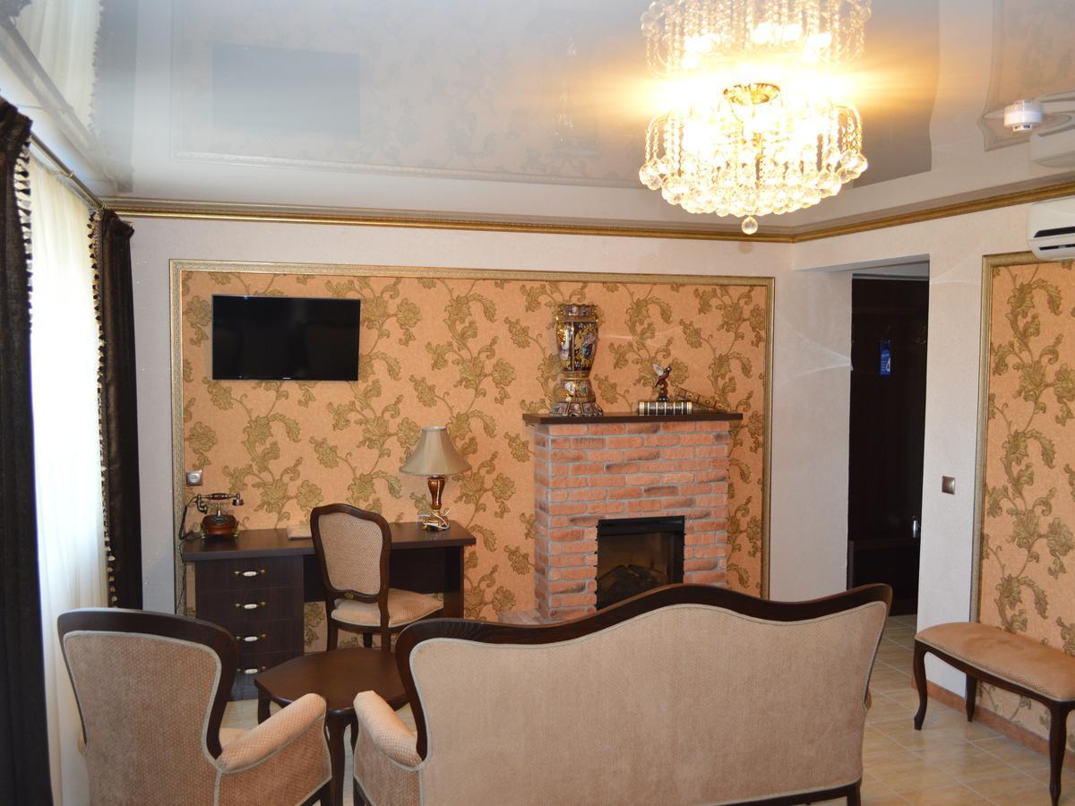 Hotel Vetraz Vitebsk Exteriör bild